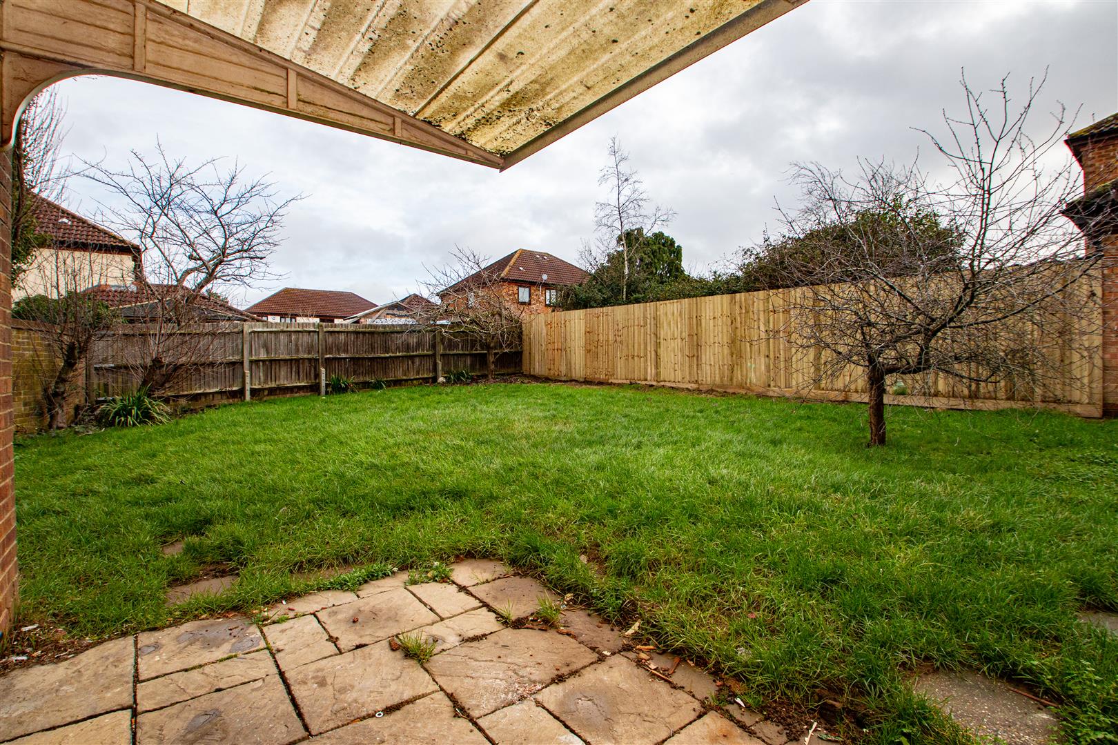 Studley Knapp, Walnut Tree, Milton Keynes